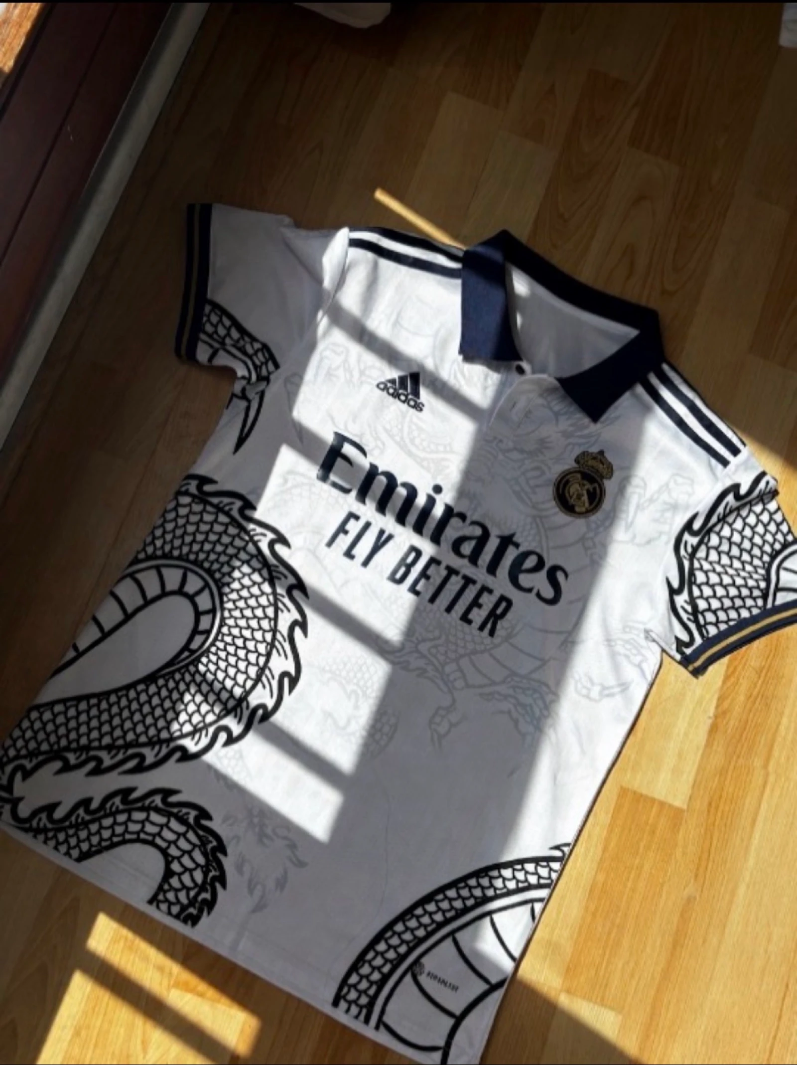 Maillot Réal Madrid édition spéciale  – photo 2